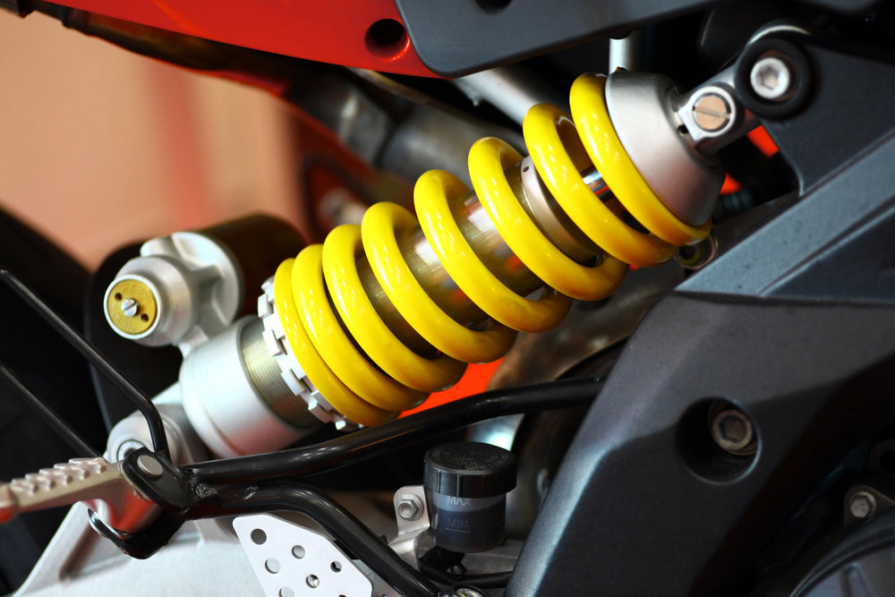 ajustar suspensión de moto
